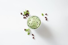 Crème glacée menthe-chocolat