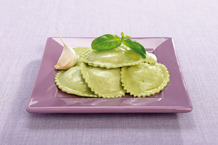 Tortelli mozzarella-pesto